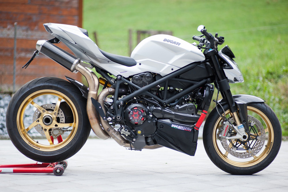 Ducati-03.jpg