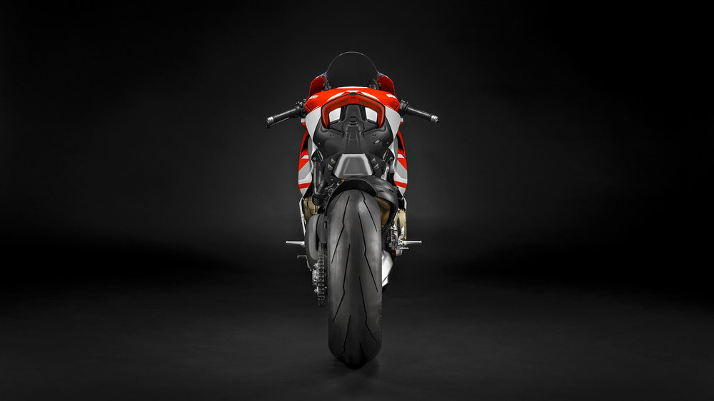 Panigale-V4S-Corse-MY19-05-Gallery-1920x1080.jpg