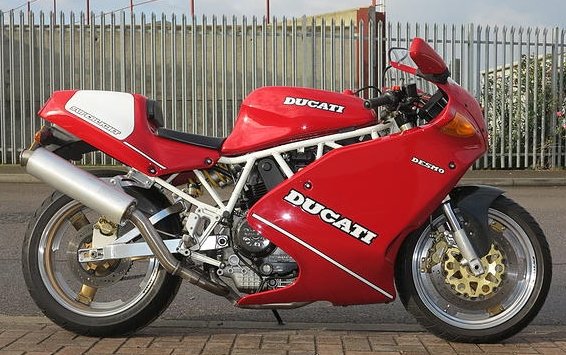 681310221_Motorrad-DucatiSuperlight1992.jpg.42437e96af7b071095ae0f8b4bf7e8fb.jpg