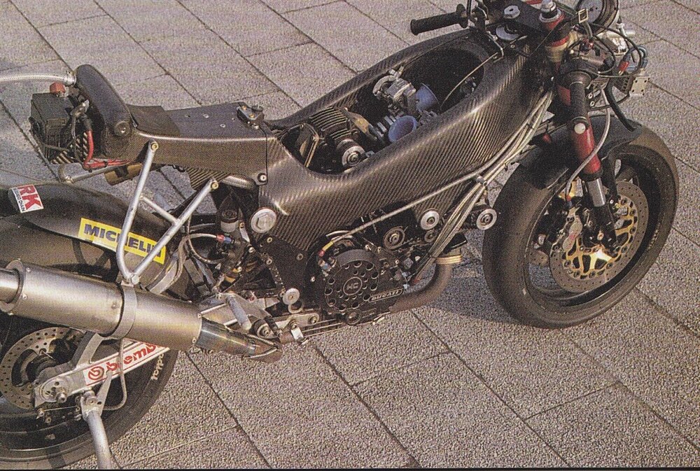 1244453207_DUCATIBRAINCF01-004-3769819092.thumb.jpg.2784895815233b45cf1dc15fdc4c9cb6.jpg