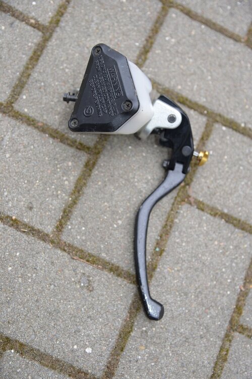 999s_Bremspumpe - 1.jpeg