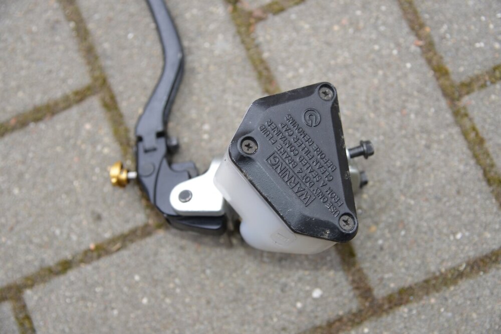 999s_Bremspumpe - 2.jpeg