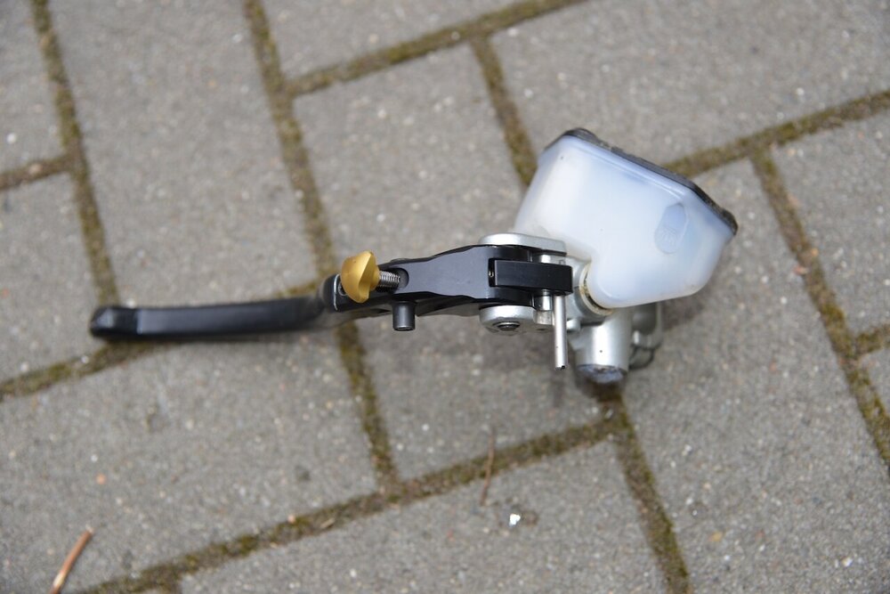 999s_Bremspumpe - 3.jpeg